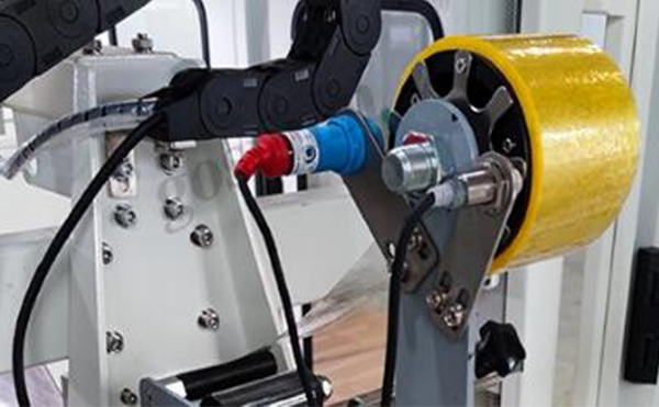 自動折蓋封箱機,自動折蓋封箱設備,折蓋封箱機